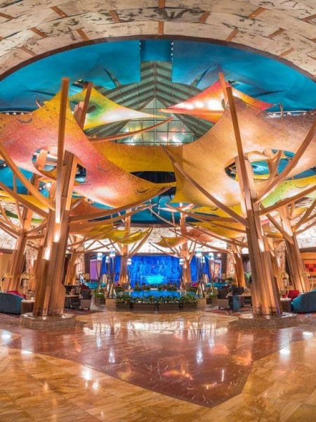 Mohegan Sun был назван лучшим отелем-казино в США в седьмой раз подряд по версии награды USA TODAY 10Best Readers’ Choice Awards 